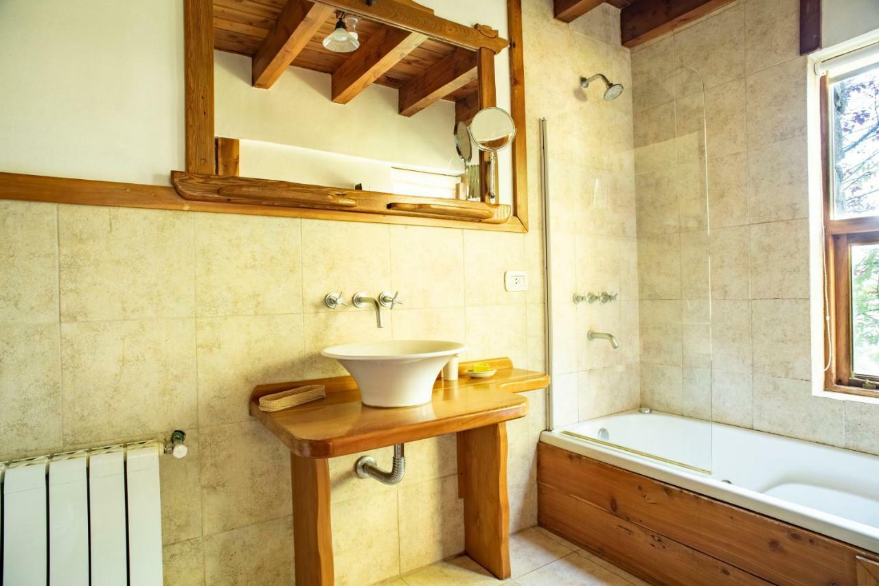 Colina Del Manzano Villa Villa La Angostura Eksteriør bilde